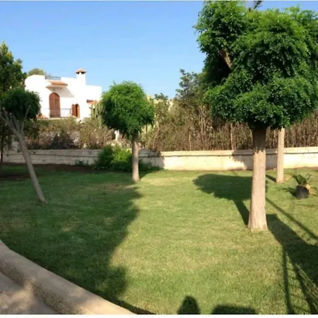 Holiday home Villetta A Pochi Passi Dal Mare Ognina